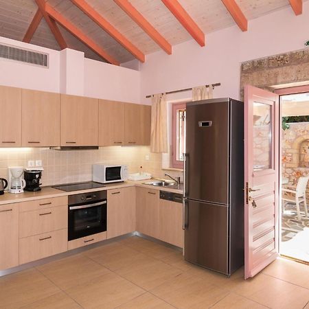 Athena'S Cottage Stoupa Ngoại thất bức ảnh